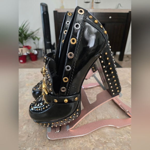 Kurt Geiger Shoes - Kurt Geiger London Mansion Stud Loafer Pumps. SIZE 42